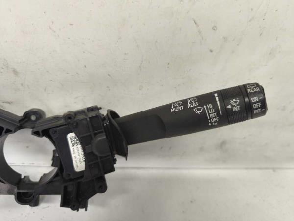 COMMODO OPEL CORSA E - Vue 3